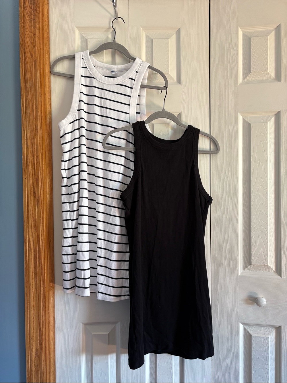 Black and white and black Ribbed Tank Top dresses